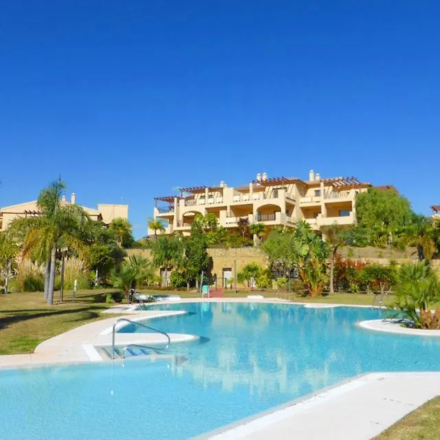 Sea And Mountain View Apartment With 4 Pools Эстепона 0*,