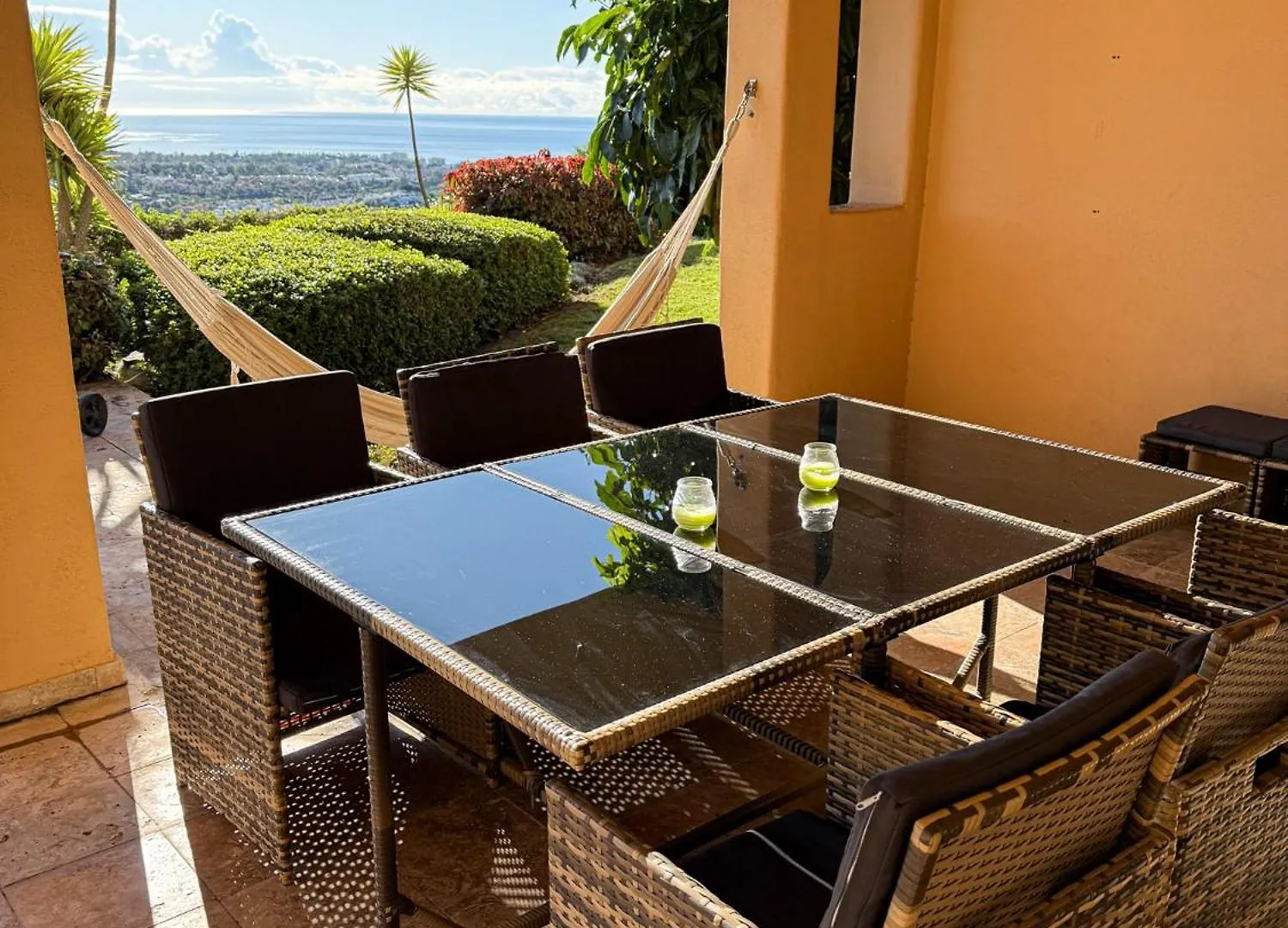 Sea And Mountain View Apartment With 4 Pools Estepona Spain