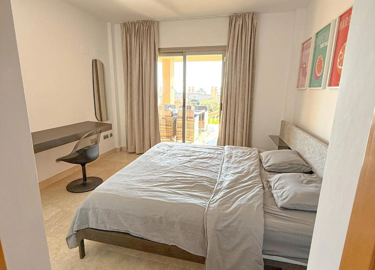 Sea And Mountain View Apartment With 4 Pools Estepona